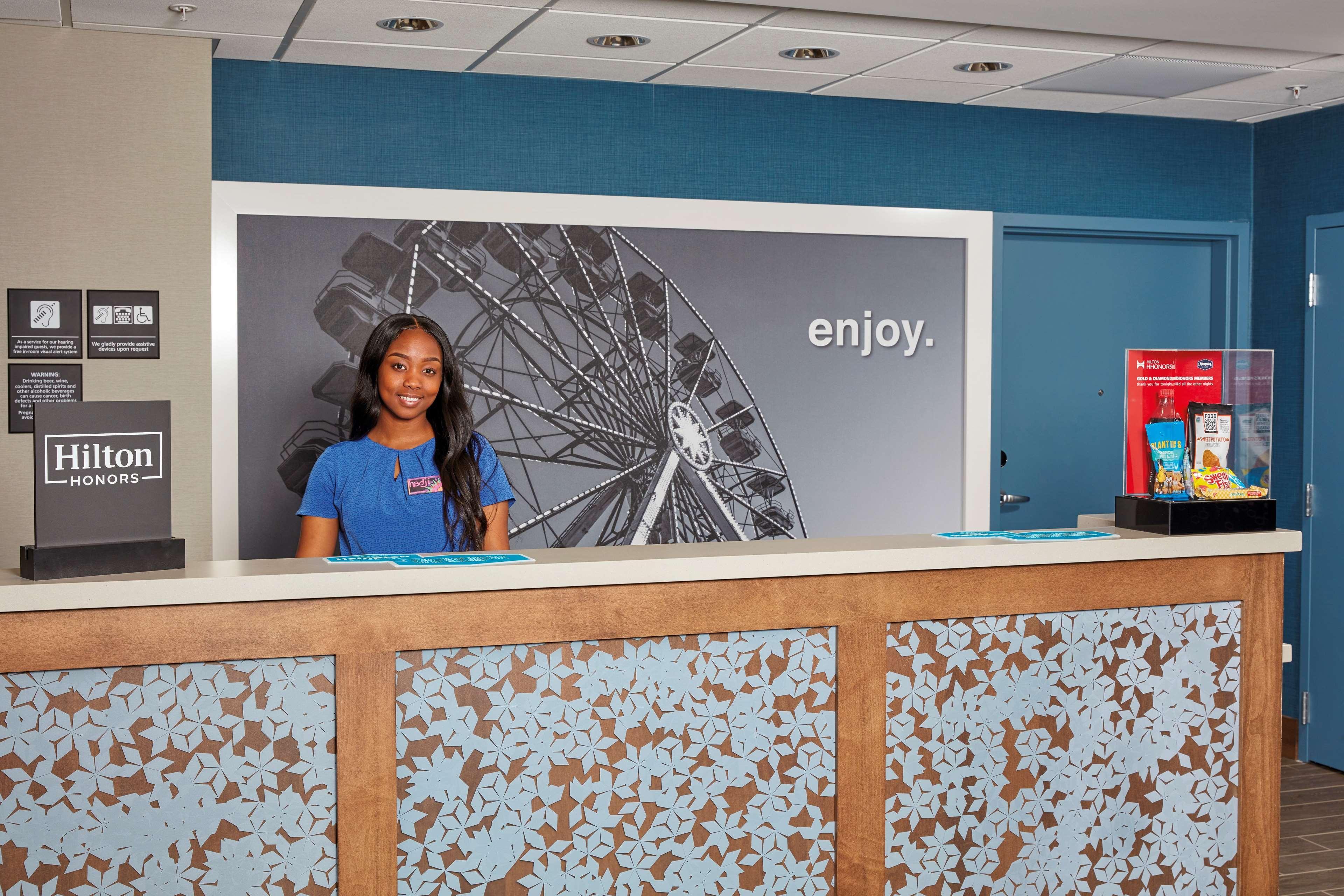 Hampton Inn & Suites Sacramento At Csus Eksteriør billede
