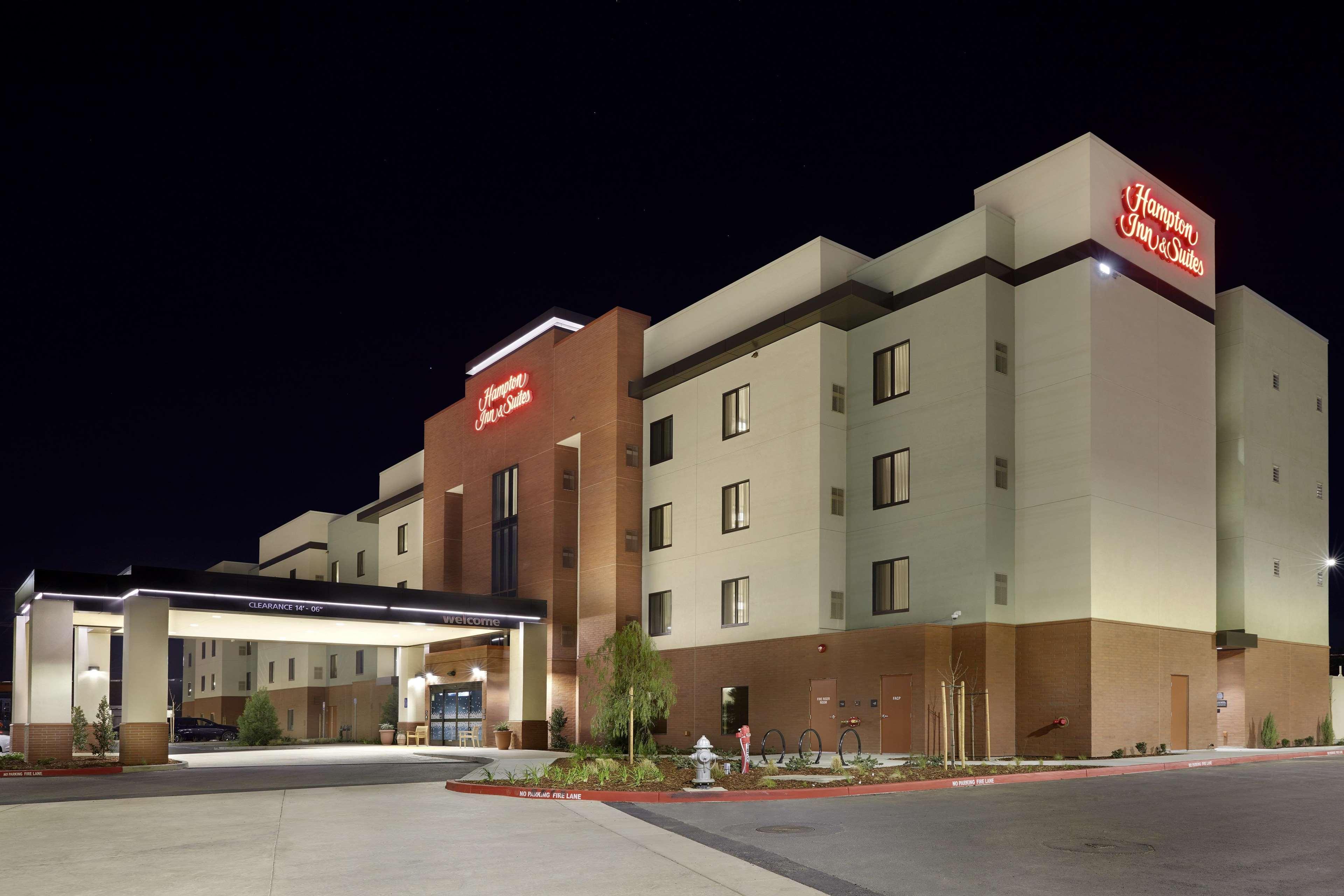 Hampton Inn & Suites Sacramento At Csus Eksteriør billede