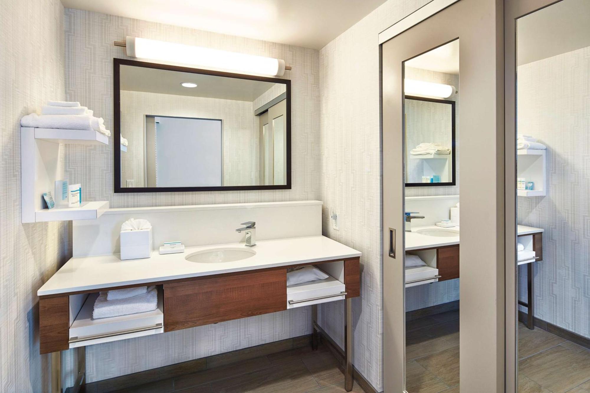 Hampton Inn & Suites Sacramento At Csus Eksteriør billede