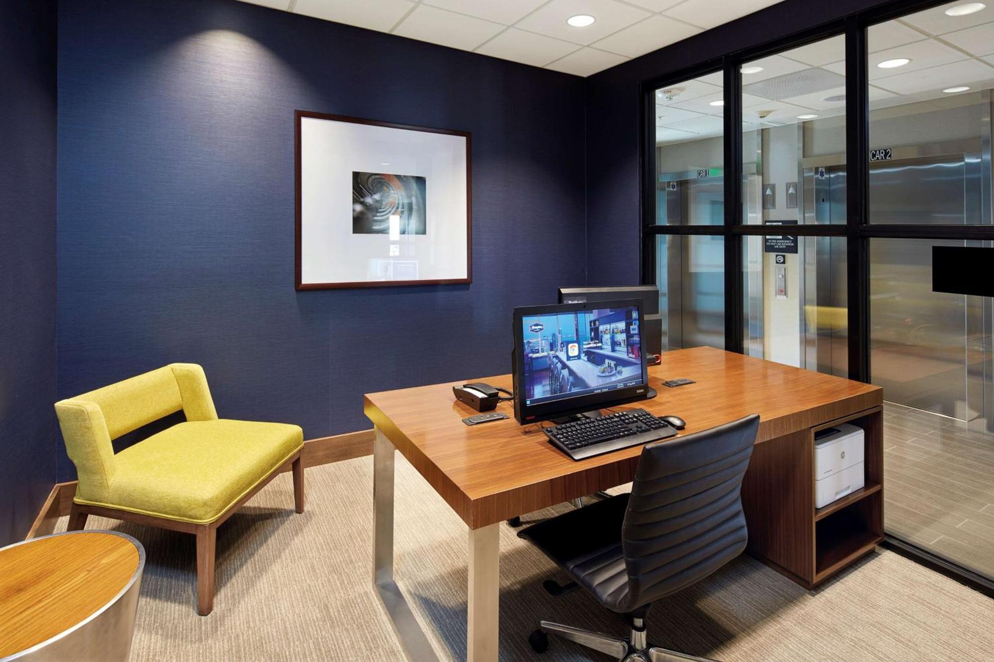 Hampton Inn & Suites Sacramento At Csus Eksteriør billede