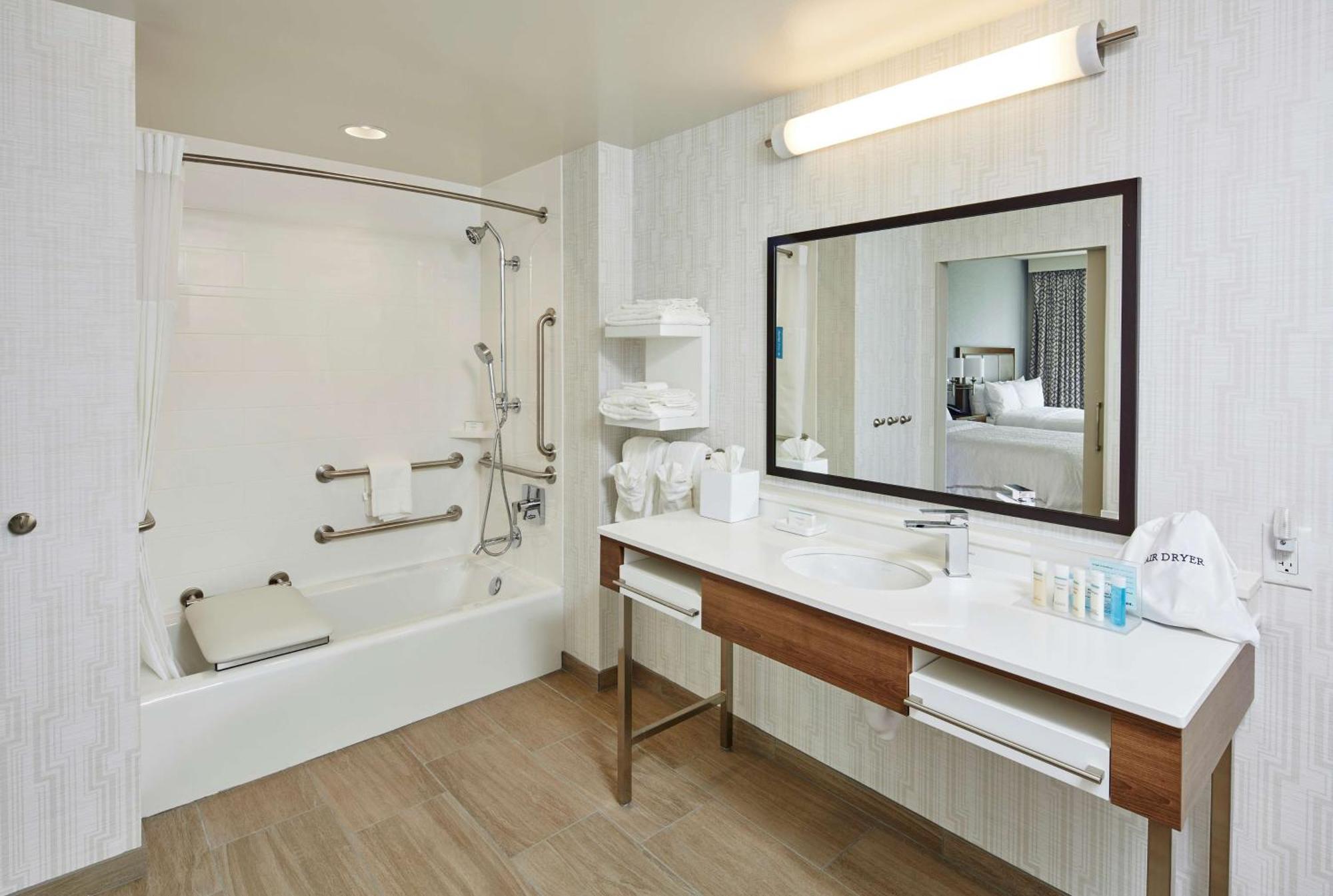 Hampton Inn & Suites Sacramento At Csus Eksteriør billede